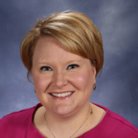 Elissa Kinzelman-Vesely, Ma, Mlis