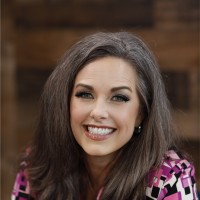 Suzanne Leonard