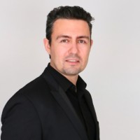 ☯ Stefan Radushev