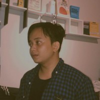 Ahmad Ilham Khasanudin, S.Tr.Ds