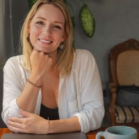 Nicole J Patten