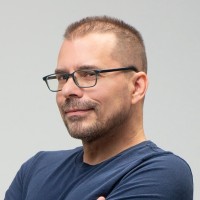 Marc Elliott