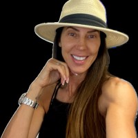 Lainie L'Orange