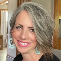 Christina Comiskey
