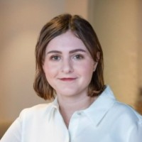 Mandy White, Aia