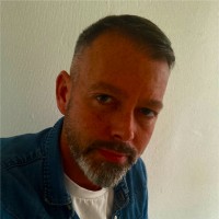 Simon Davies