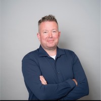 Bas Van Elzakker
