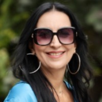 Elena Stephani