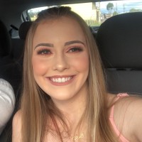 Júlia Aparecida Magatão