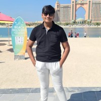 Om Kakadia