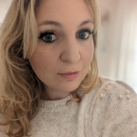 Melanie Barnett