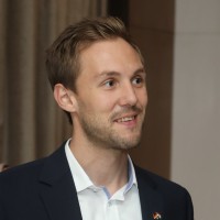 Elios Sprung