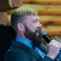Александр Манаков