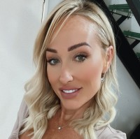 Lorrie Nadene