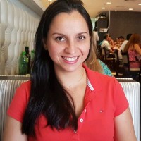 Débora Cristina Domingues