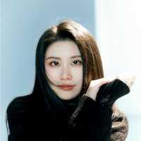 Weijia Yin