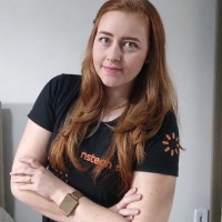 Bianca Aline Gauer Divensi