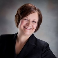 Lisa Laws