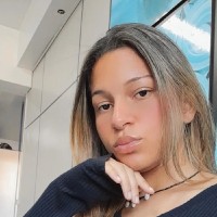 Julia Santos