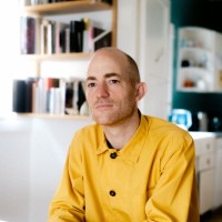 Tomas Leach
