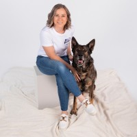 Kristy Steel