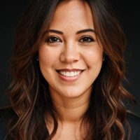 Josephine Younes