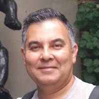 Luis Vela
