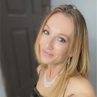 Amanda H.