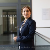 Zohreh Hosseinzadeh, Pd Dr.