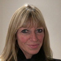 Emma Trott