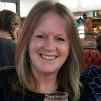 Lesley F Kelly