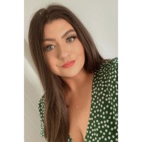 Alanna Ayres