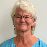 Gayle M Jendzejec