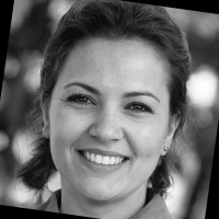 Coralie Parrot