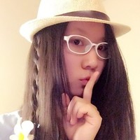 Elisa Zhao