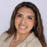 Angelina Luna, Eit