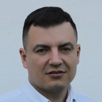 Rafal Rzeszutek