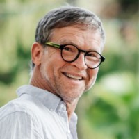 Uwe G. Nast