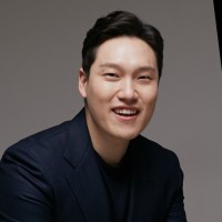 Hyun Won Park
