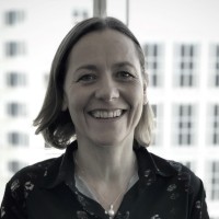 Suzanne Day