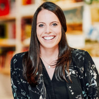 Heidi Costello Cid, Leed Ap, Iida