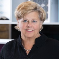 Anne Yardley