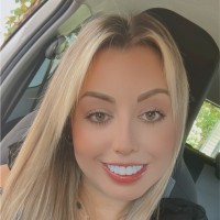 Pamela Leivas Ribeiro