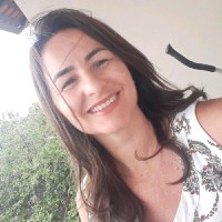 Nivea Ursula Soares Ferrari Leite