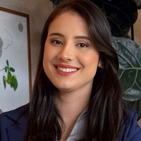 Hellen Ferraz