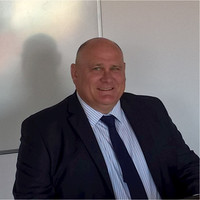 Neil Eade