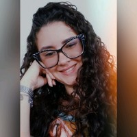 Adrielle Menezes