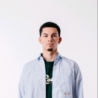Santi Cruz