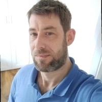 Neil Tomkins