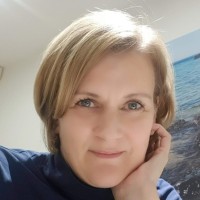 Laura Ward